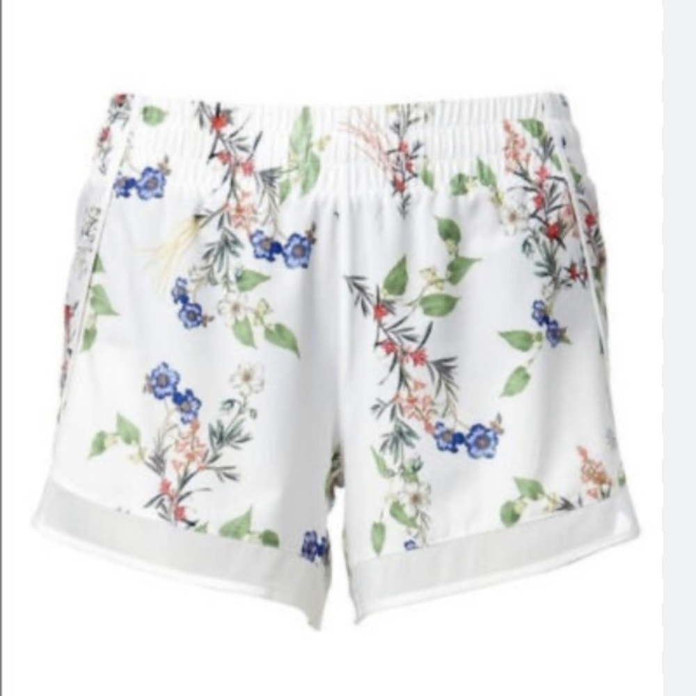 Athleta Mesh Racer Run Shorts